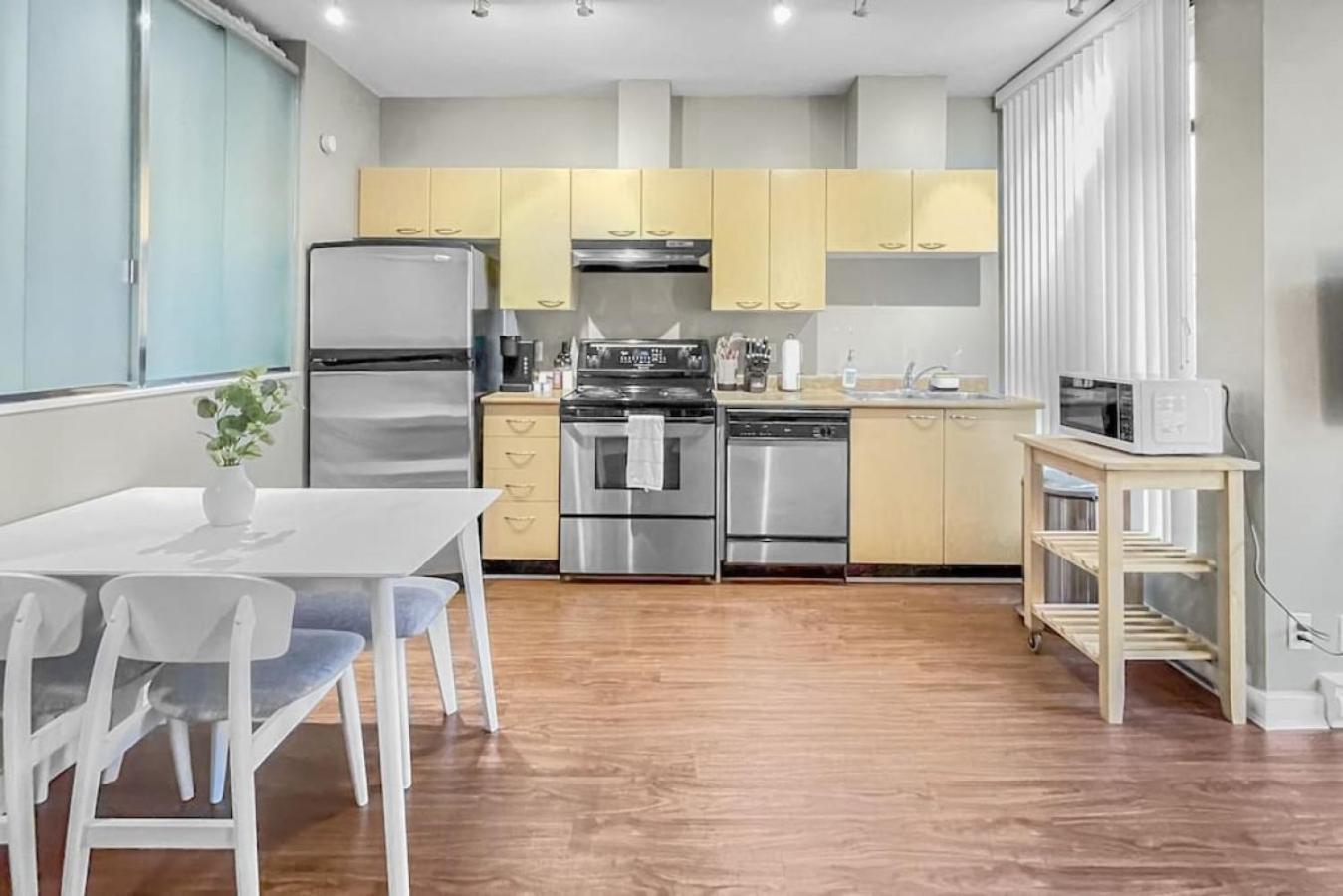 Top Floor Unit On Granville Strip Yaletown Area Vancouver Ngoại thất bức ảnh